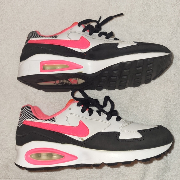 Nike Air Max ST Size 6.5Y 653819-101 White Black Hyper Pink Running Shoes - Picture 3 of 10